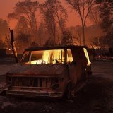 Les pompiers ne sont pas encore parvenus à circonscrire les feux qui brûlent toujours.